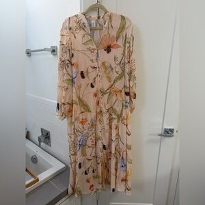 H&M | Floral Long Sleeve Maxi Dress